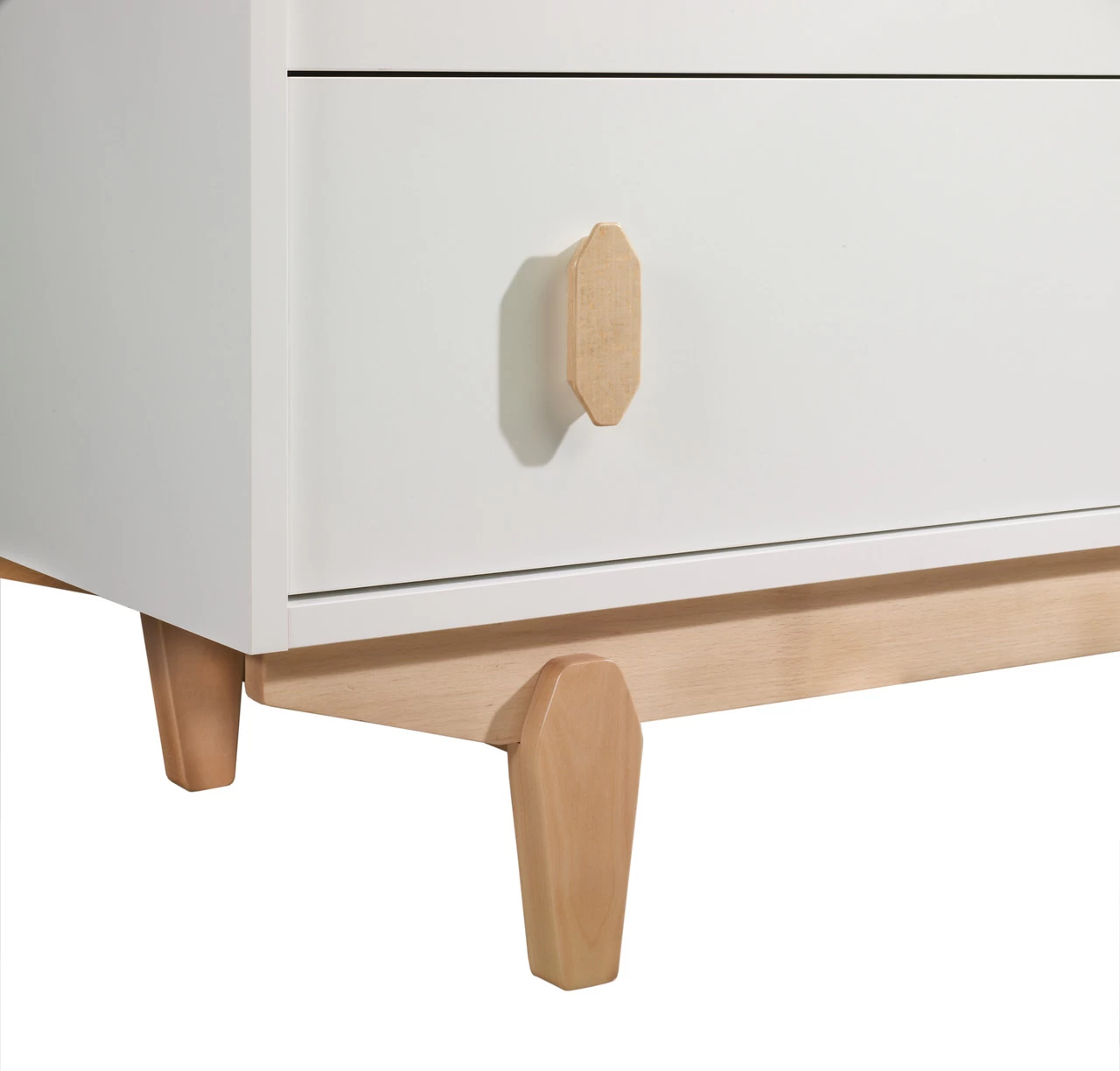 Natart Tate Classic Crib & 3 Drawer Dresser XL - Image 10