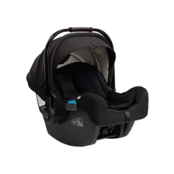 Nuna Pipa Infant Car Seat Riveted