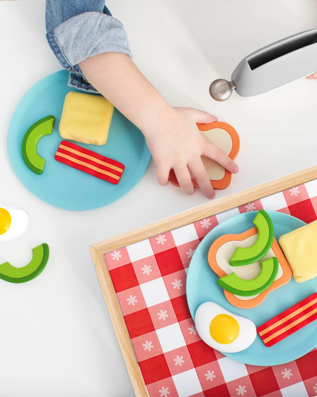 Skip Hop Zoo Let's Brunch Play Food Set - Image 6